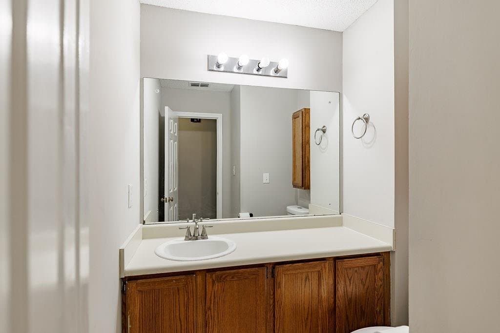 Athens Condo: 345a Research Dr