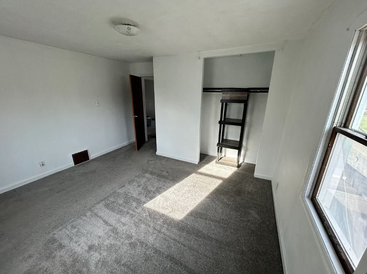 Bridgeville House: 759 Bower hill Rd
