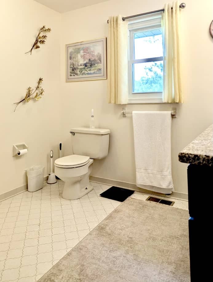 Highland Single Room: 6636 Isle of Skye Drive, Highland, Maryland 20777