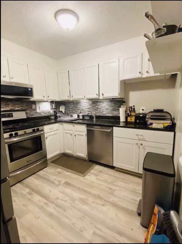 Arlington Single Room: 4600 S Four Mile Run Dr, #341