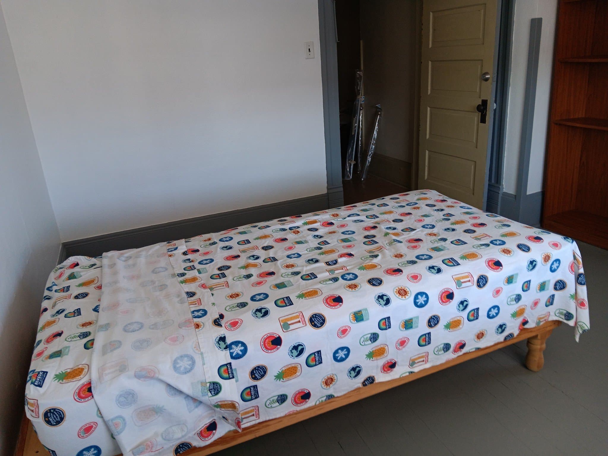 El Paso Single Room: 1005 arizona