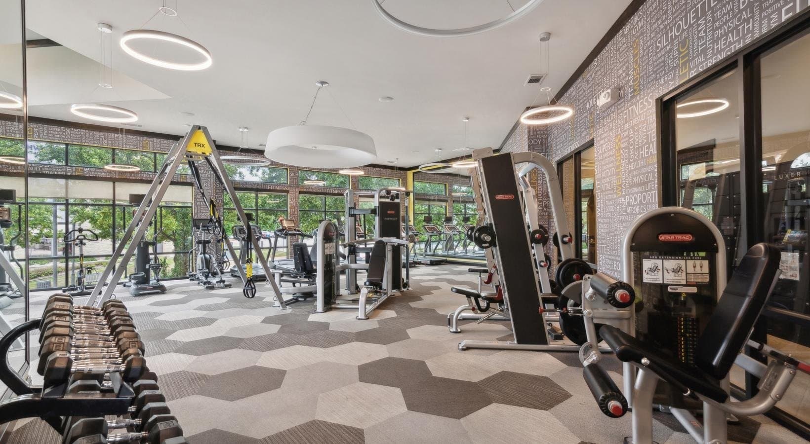 Dallas Apartment: 8169 Midtown Blvd