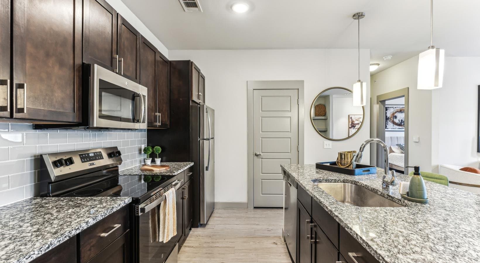 Dallas Apartment: 8169 Midtown Blvd