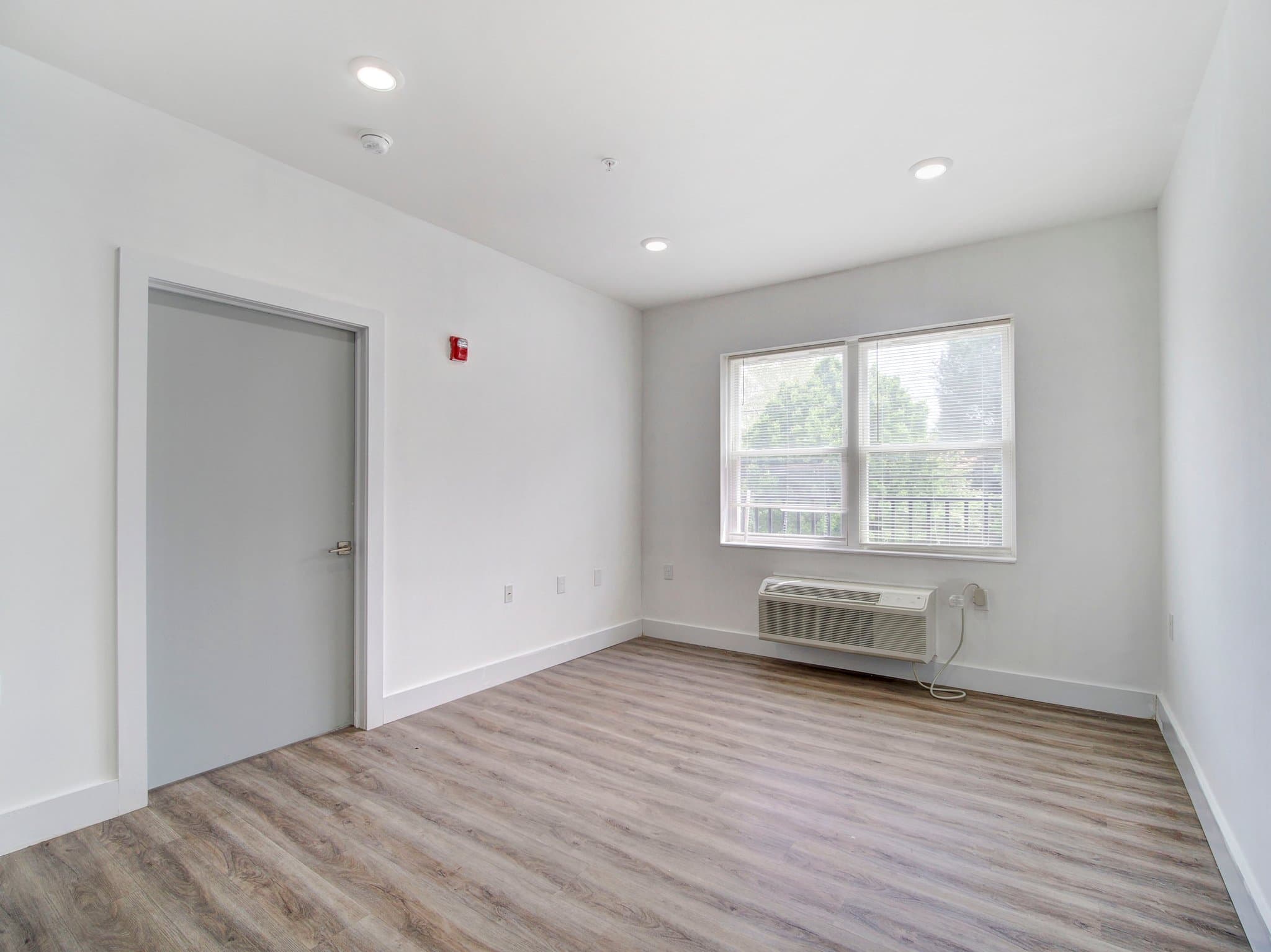 irvington Apartment: 1127 Stuyvesant Ave