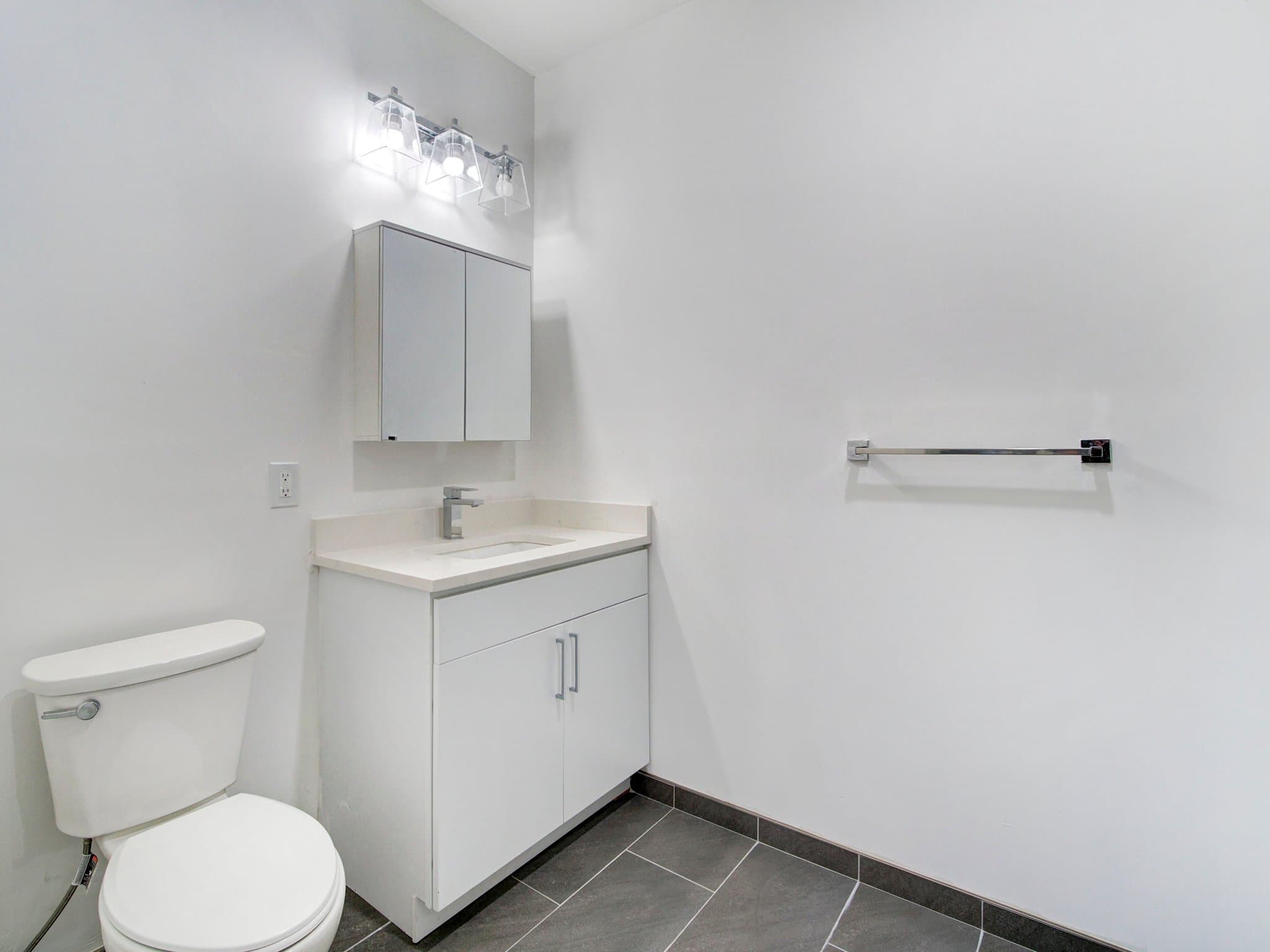 irvington Apartment: 1127 Stuyvesant Ave
