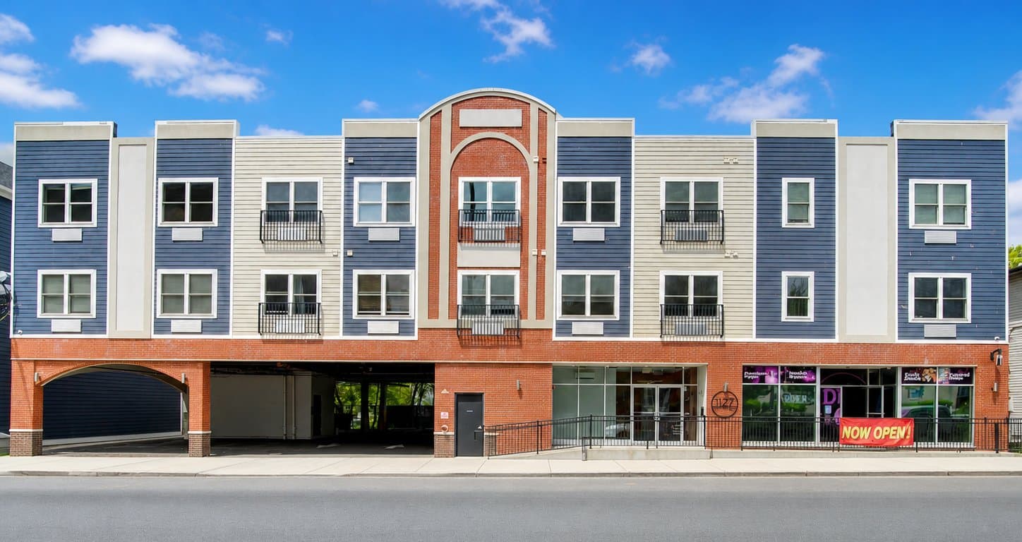 irvington Apartment: 1127 Stuyvesant Ave