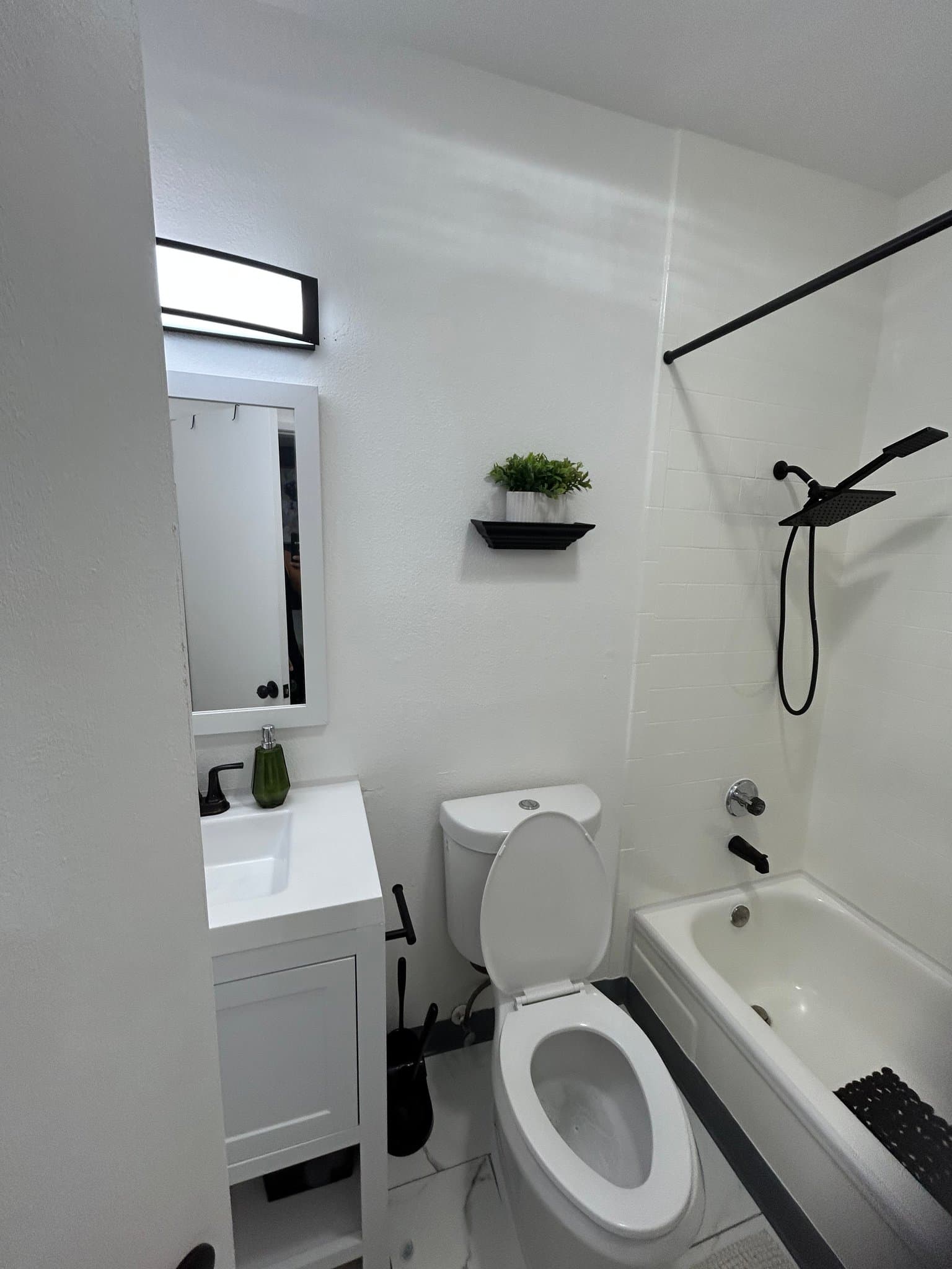 Signal Hill Single Room: 2240 N Legion Dr