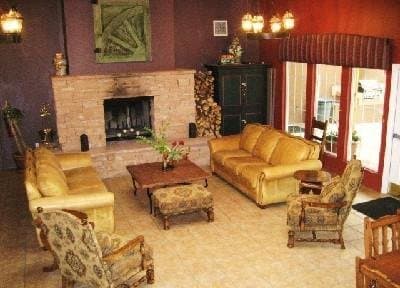 Santa Fe Condo: 2210 Miguel Chavez Road