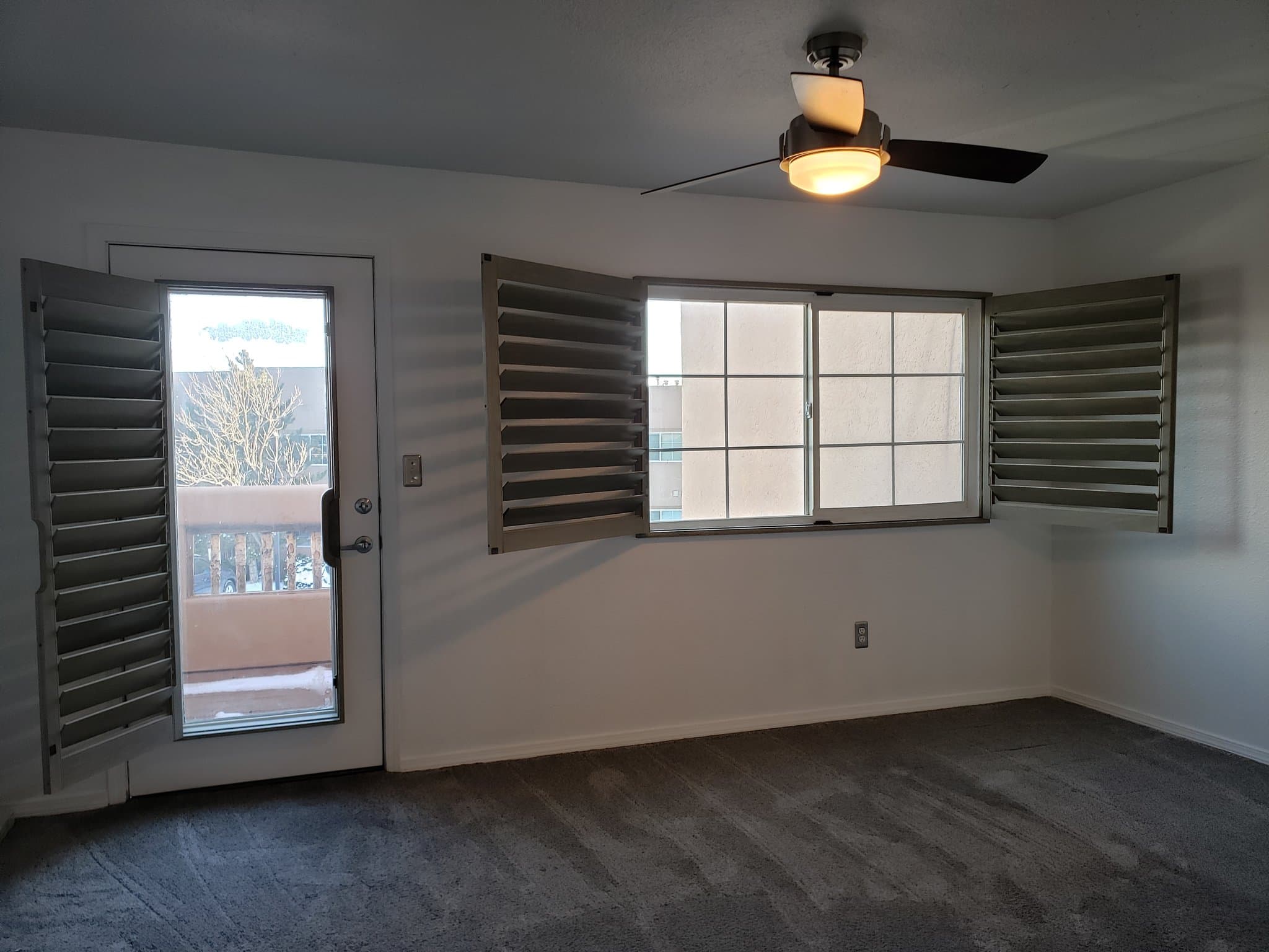 Santa Fe Condo: 2210 Miguel Chavez Road