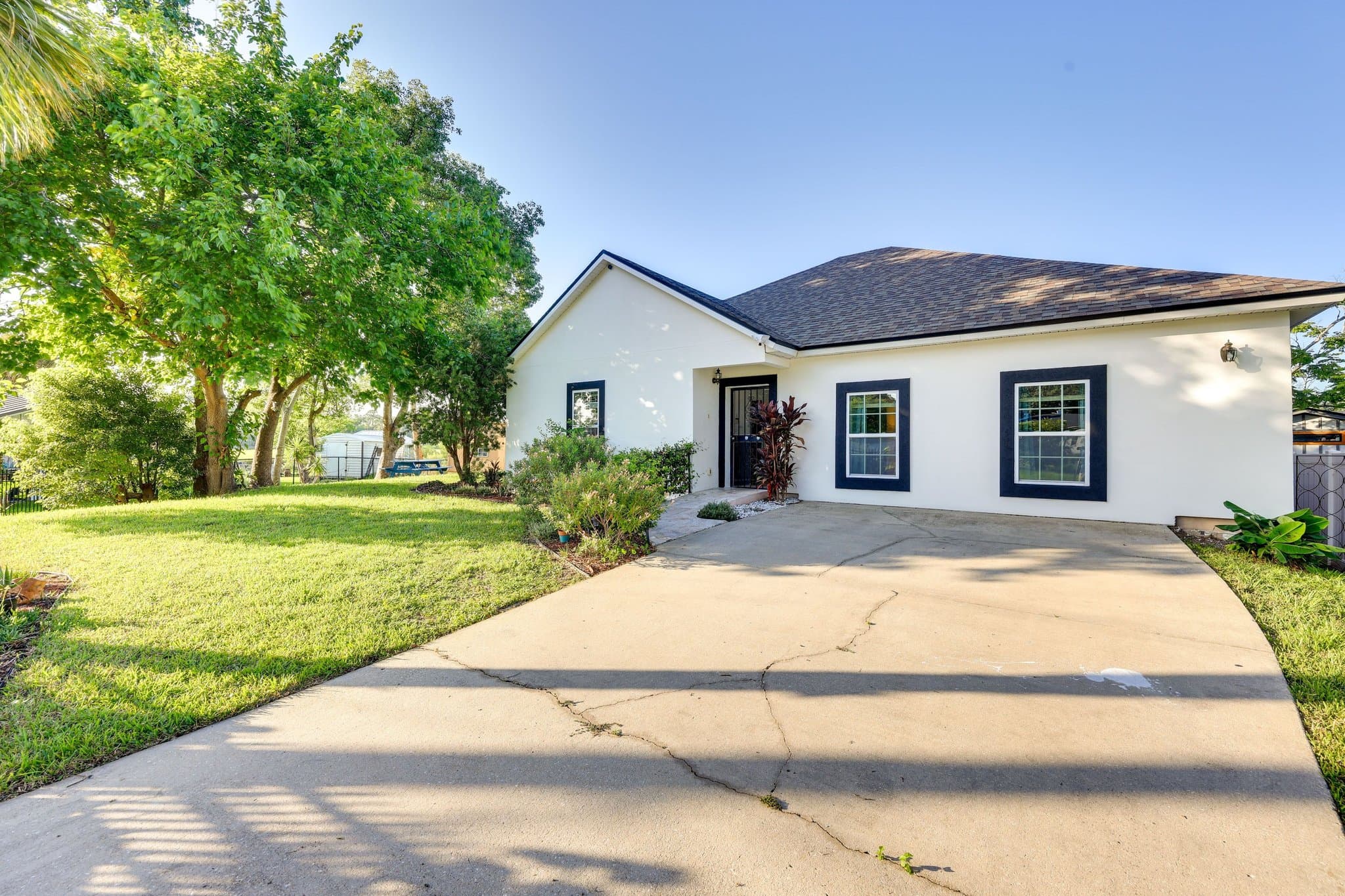Jacksonville House: 2355 RIBAULT SCENIC Drive