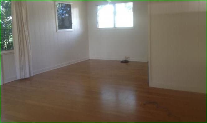 Aiea House: 99-144 Lilia Place