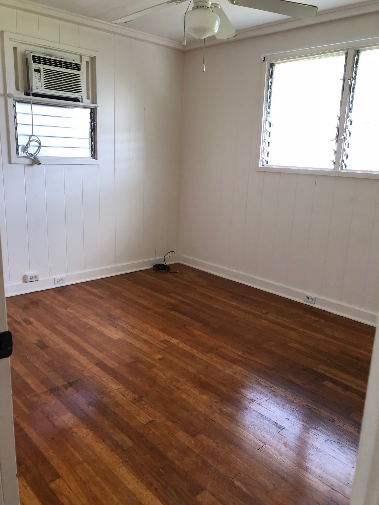 Aiea House: 99-144 Lilia Place