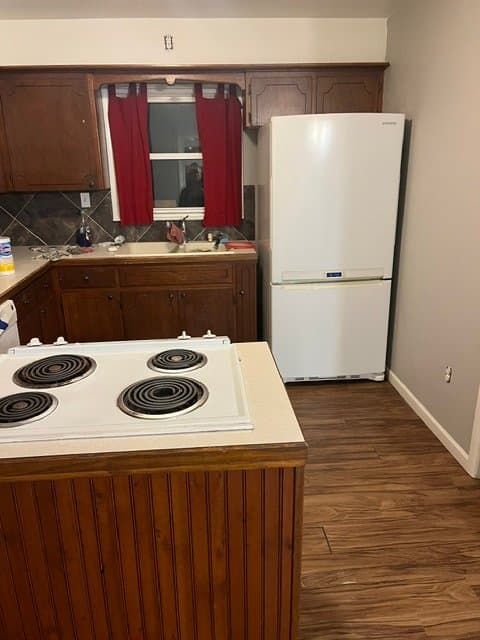 Dakota City Other: 207 3rd St. S