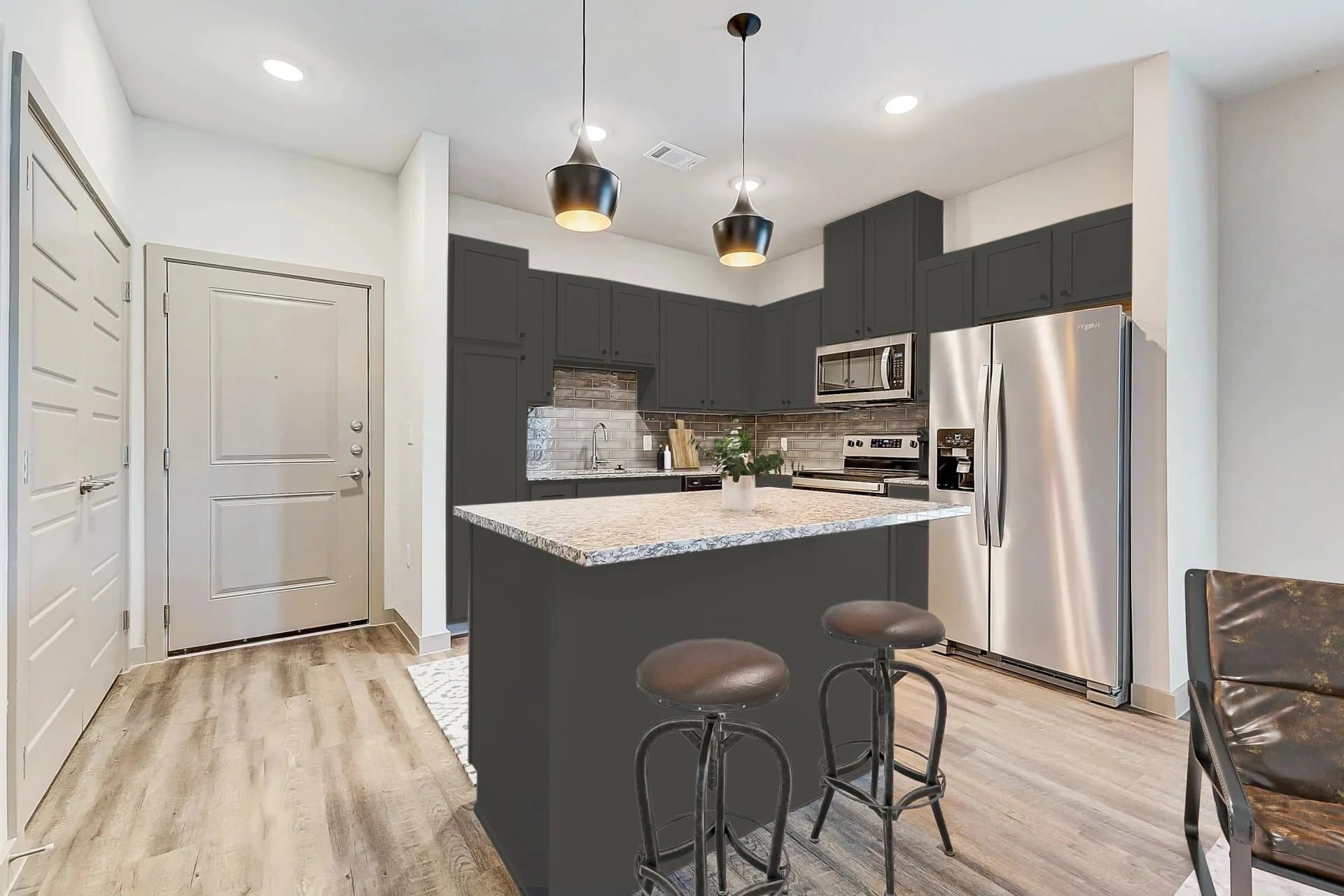 Cleburne Apartment: 4023 N Main St