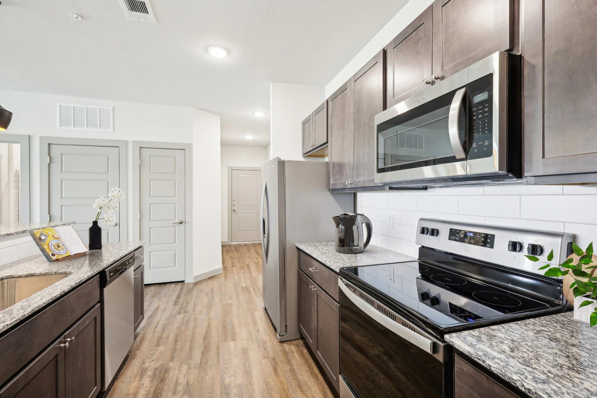 Cleburne Apartment: 4023 N Main St