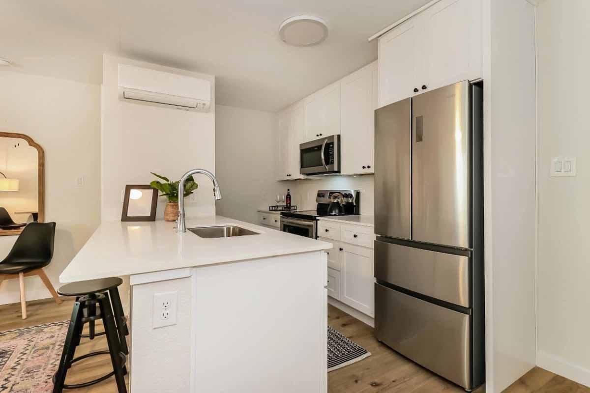 Dallas Apartment: 1519 Annex Ave