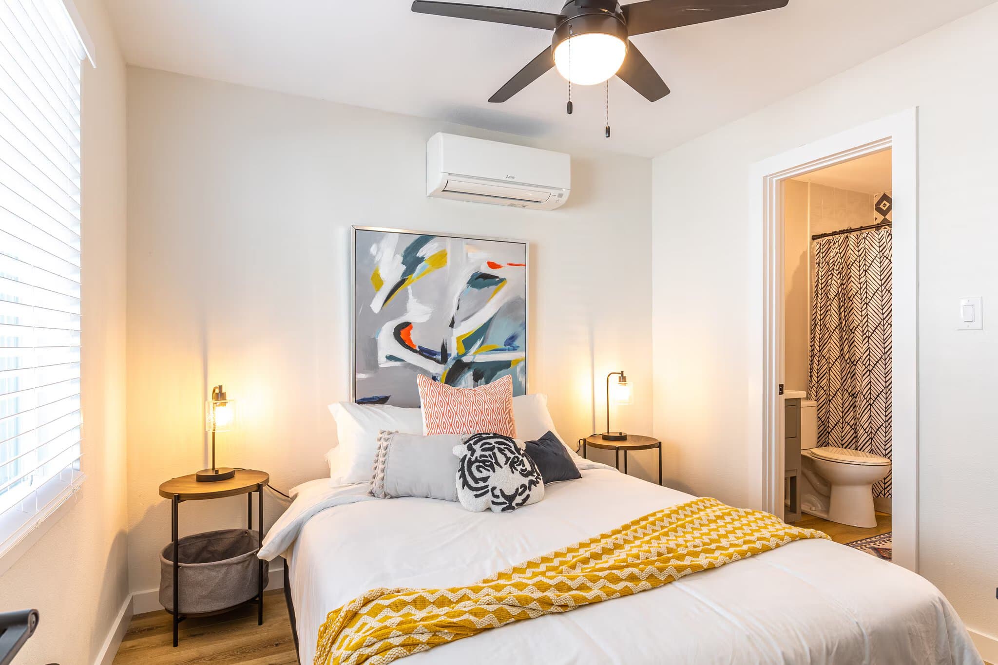 Dallas Apartment: 1519 Annex Ave
