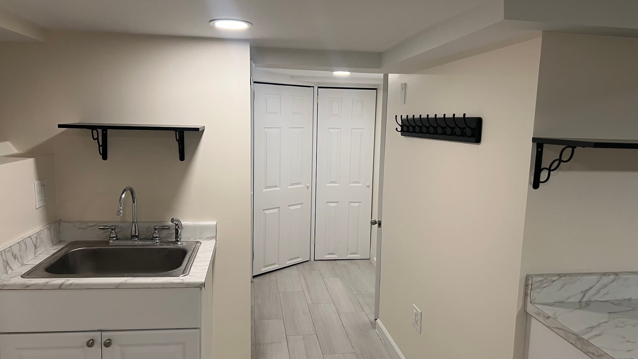 Denville Single Room: 19 Rock Ridge Rd