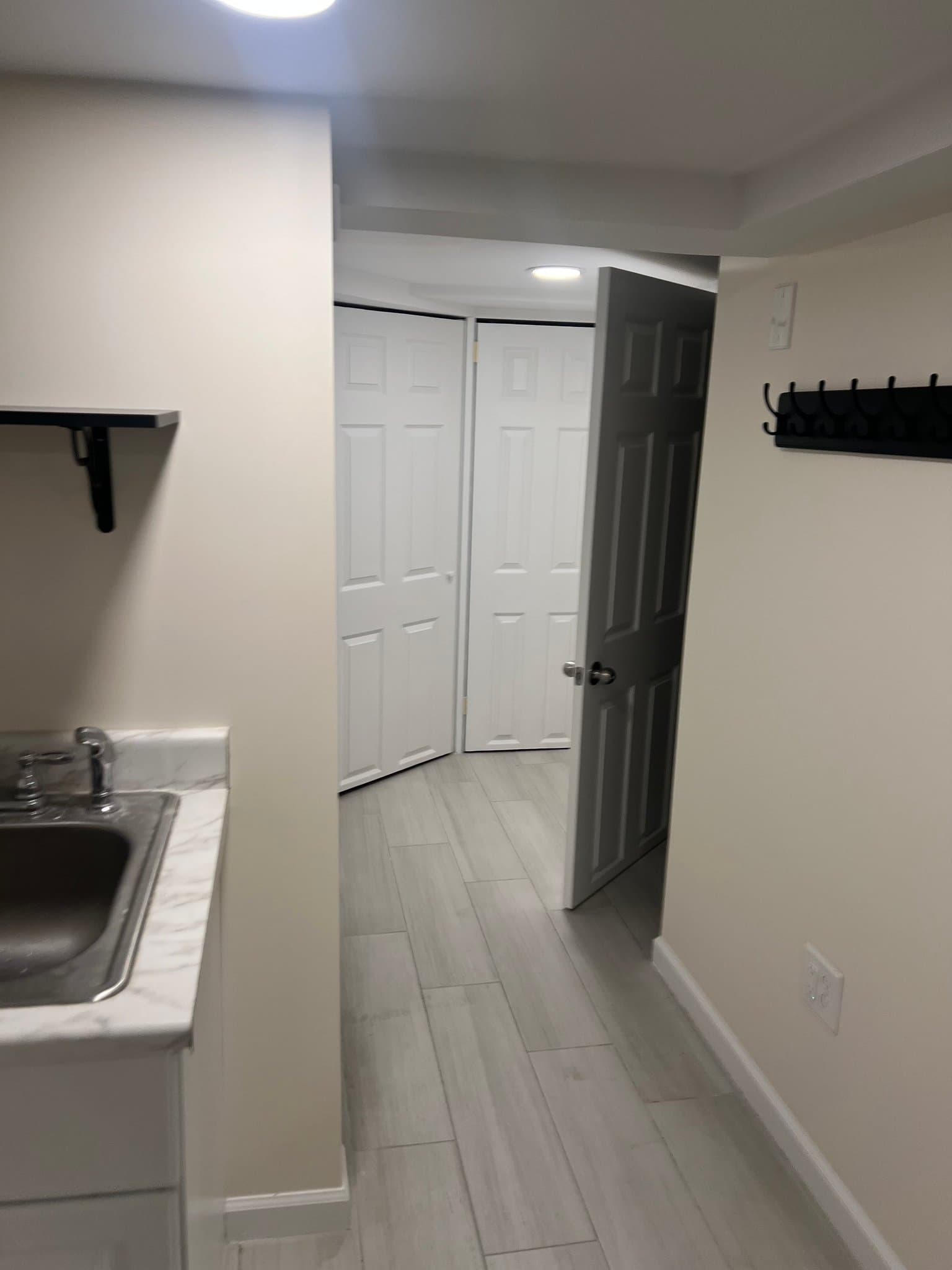 Denville Single Room: 19 Rock Ridge Rd