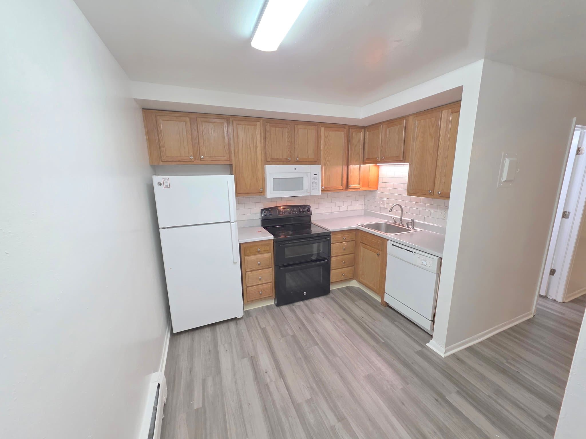 Lakewood Apartment: 1330 Zephyr St.