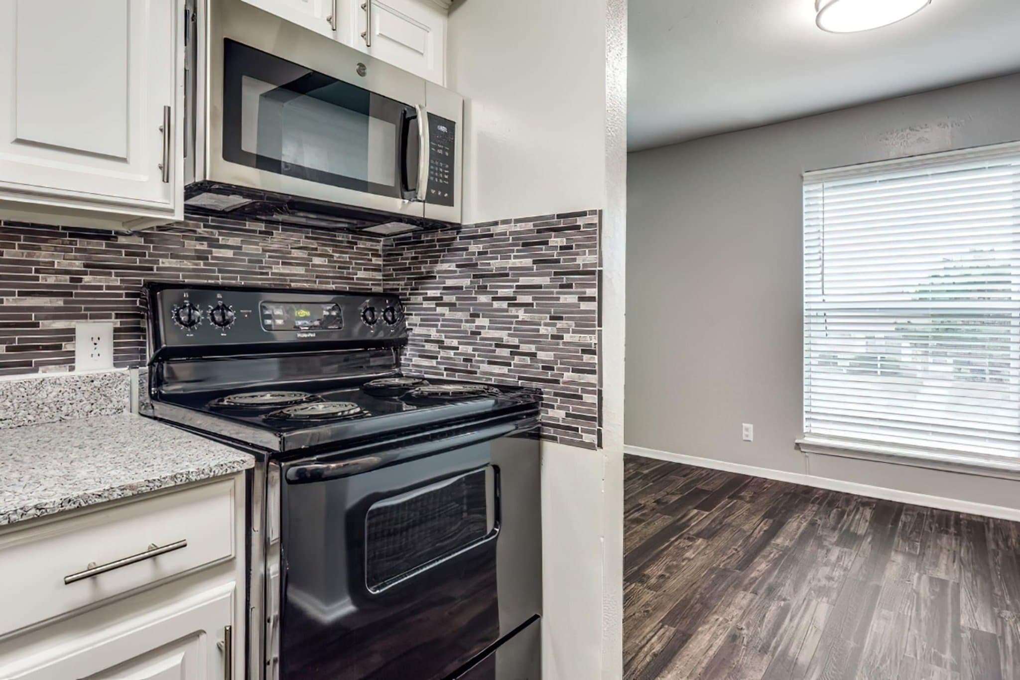 North Richland Hills Apartment: 7913 Harwood Rd