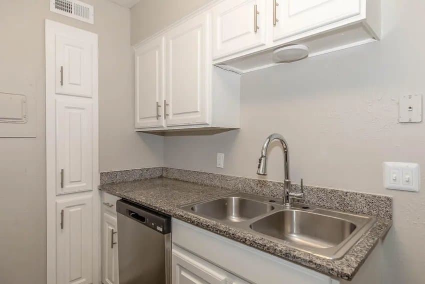 North Richland Hills Apartment: 7913 Harwood Rd