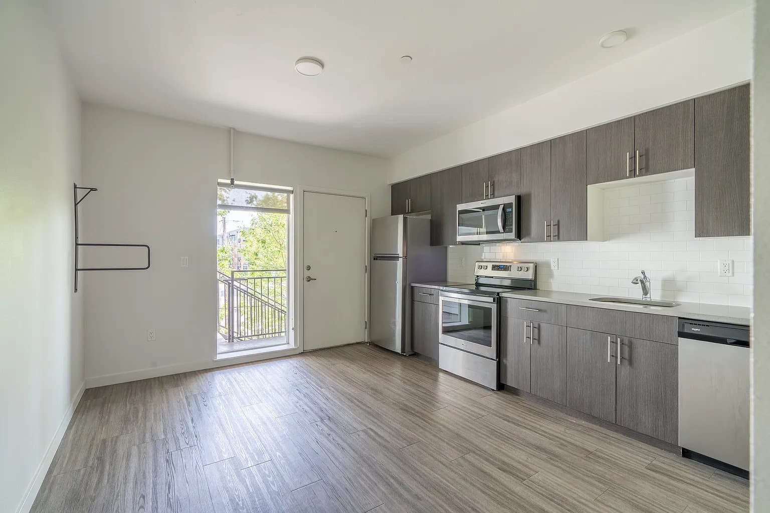 Portland Apartment: 4620 N Maryland Ave