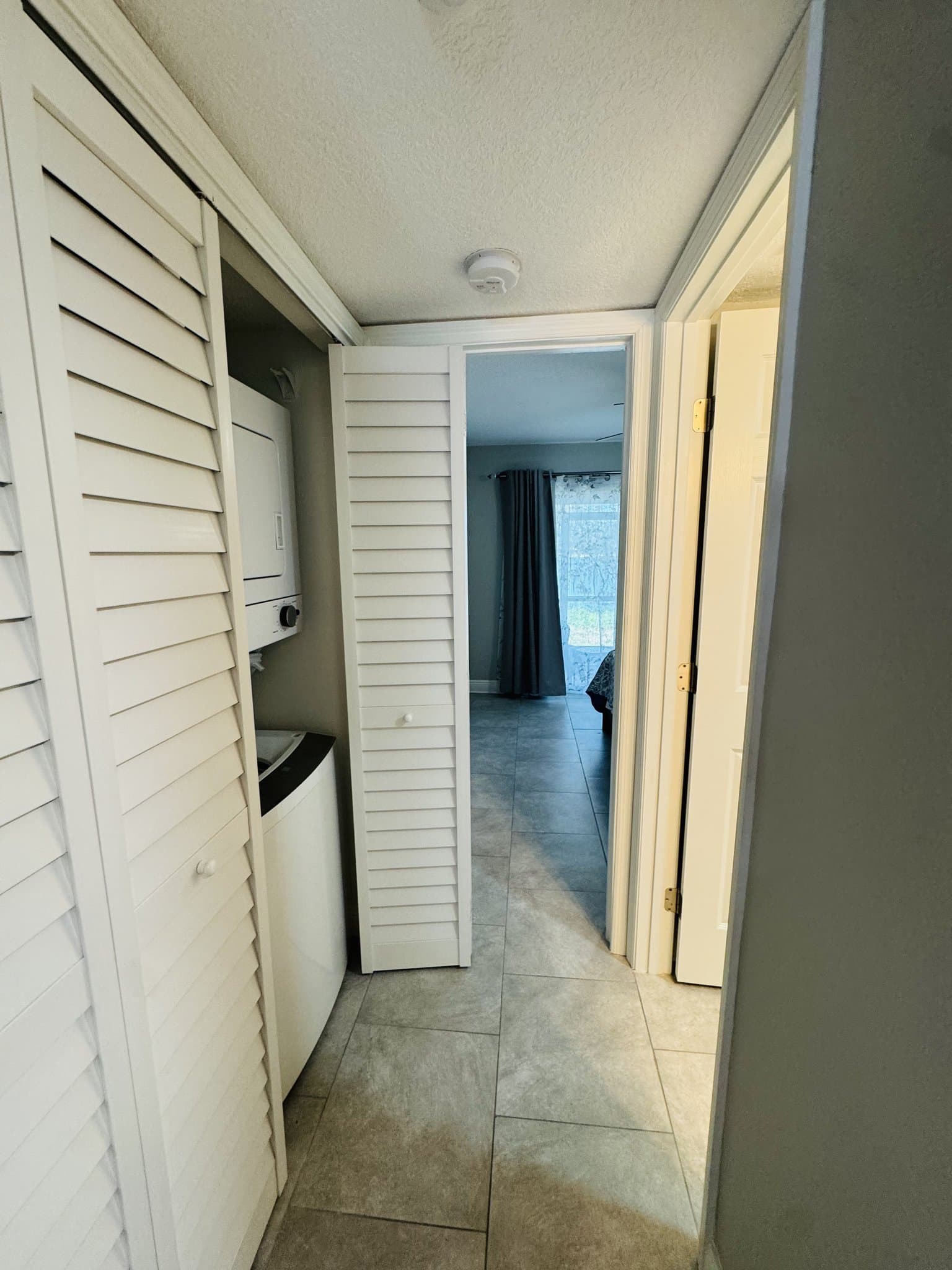 Tampa Condo: 7246 E Bank Dr.