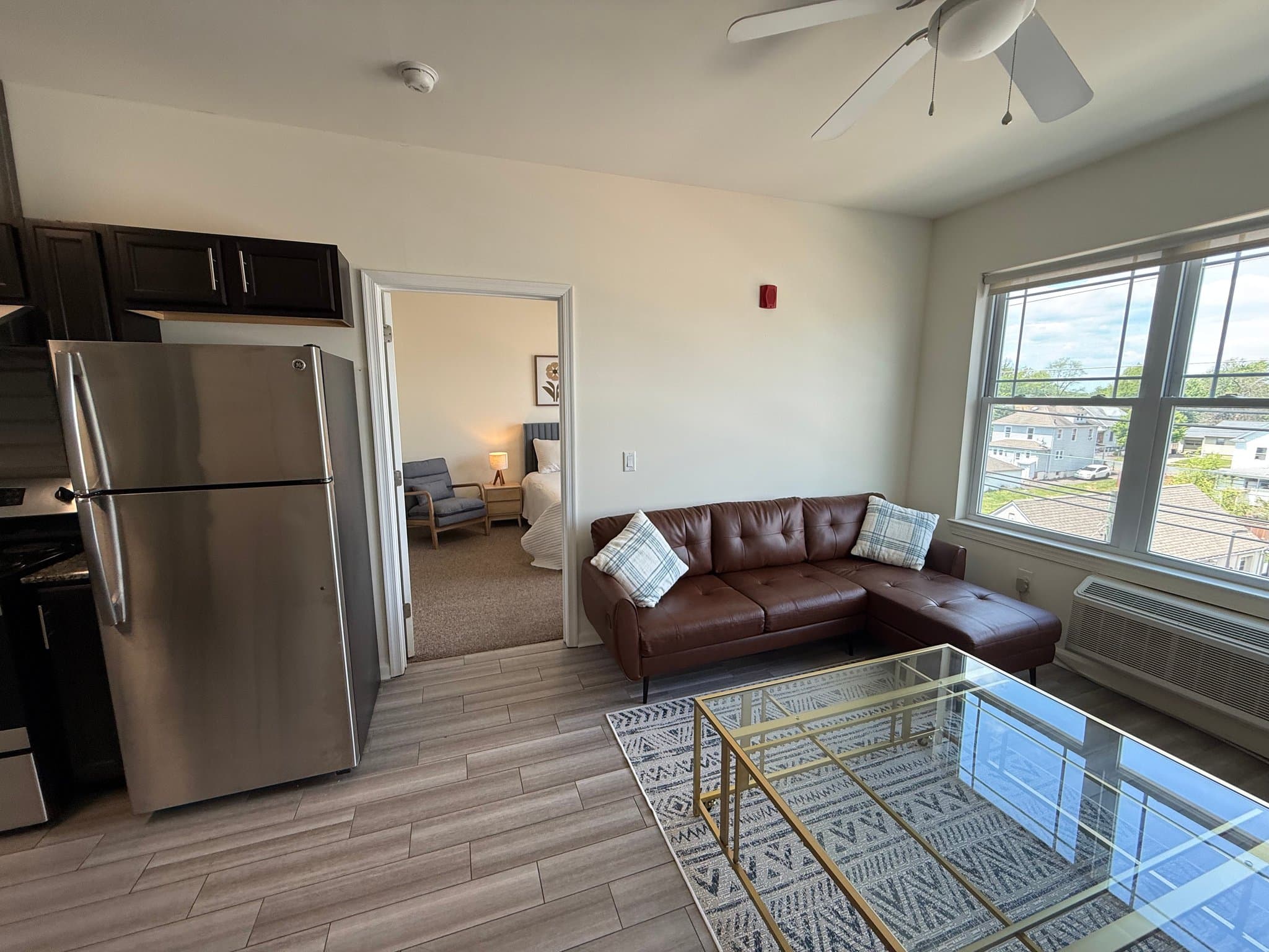 Somerset Apartment: 510 Hamilton St