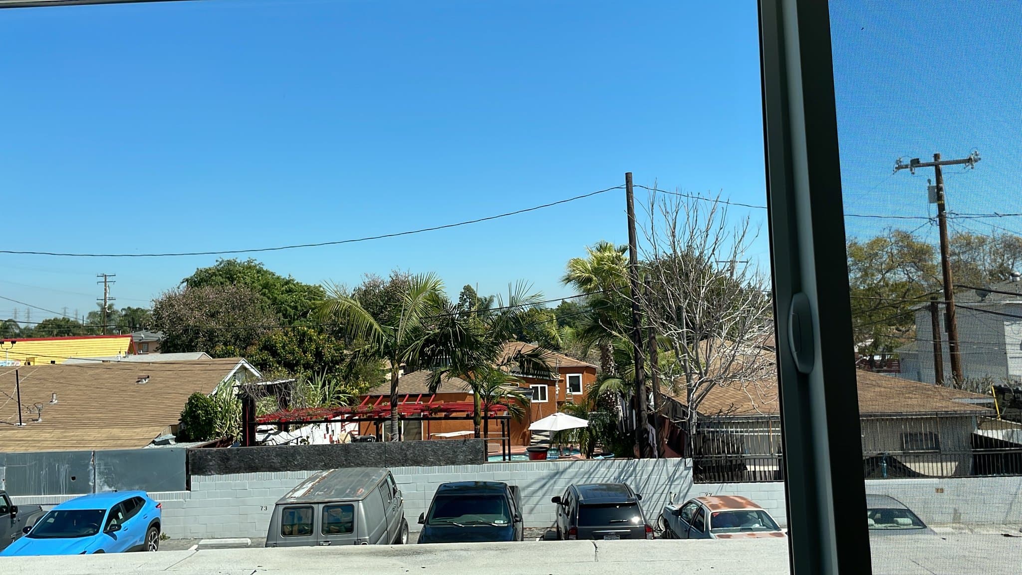 Long Beach Condo: 2890 e Artesia Blvd