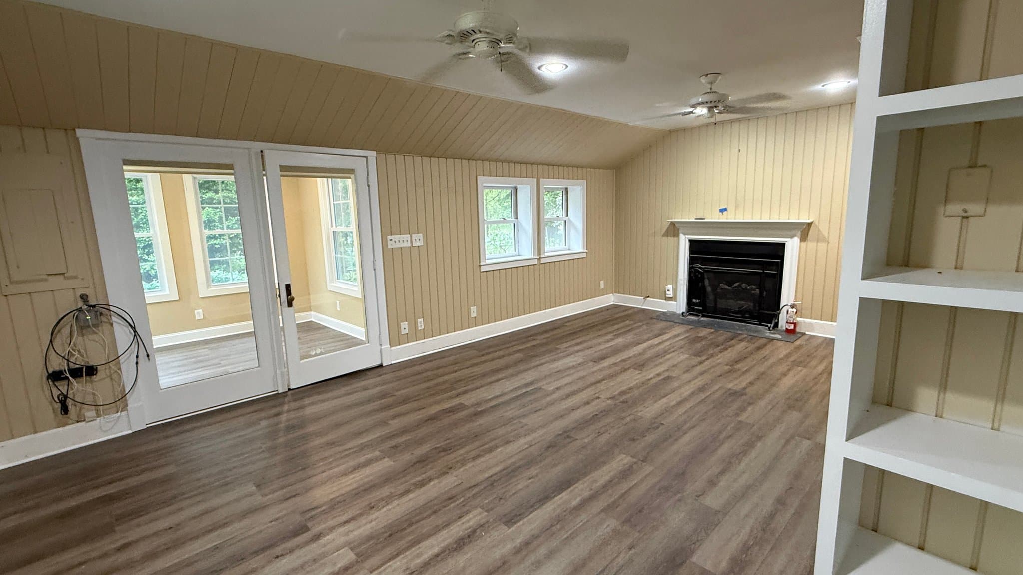 Crownsville House: 702 Defense Hwy