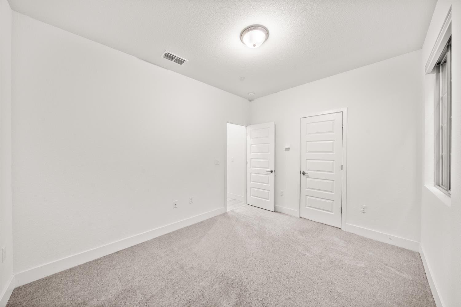 Elk Grove Single Room: 10523 Tenor Way