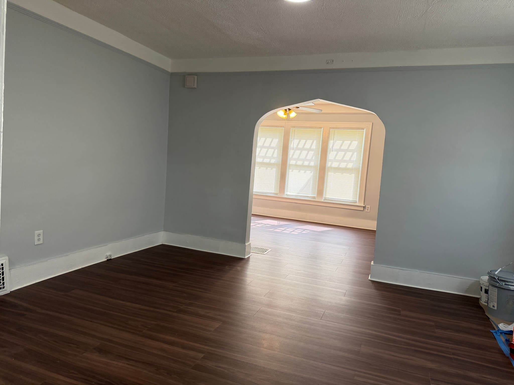 Pontiac House: 107 N Sanford Street
