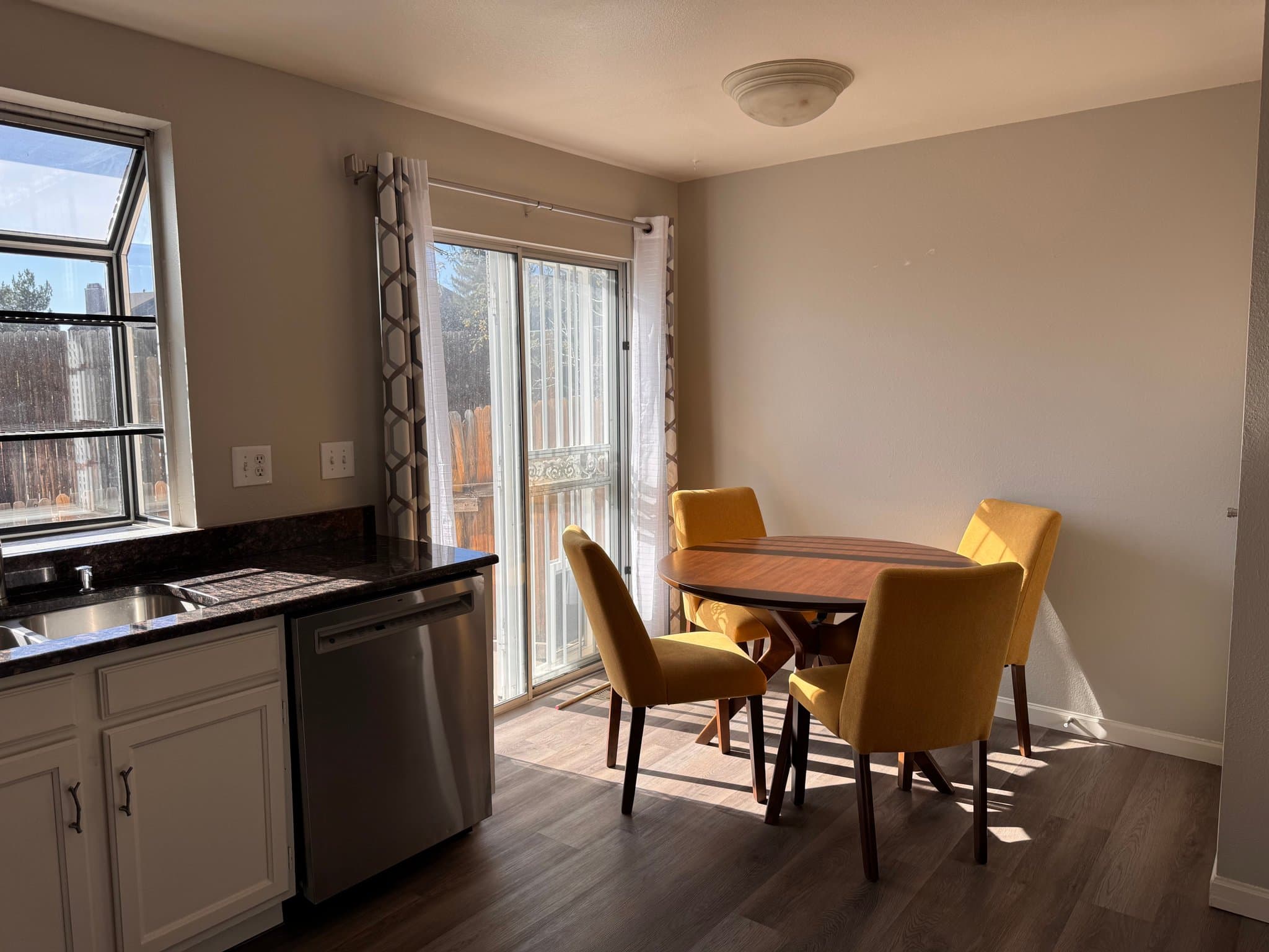 Aurora Townhome: 4633 S Crystal Way
