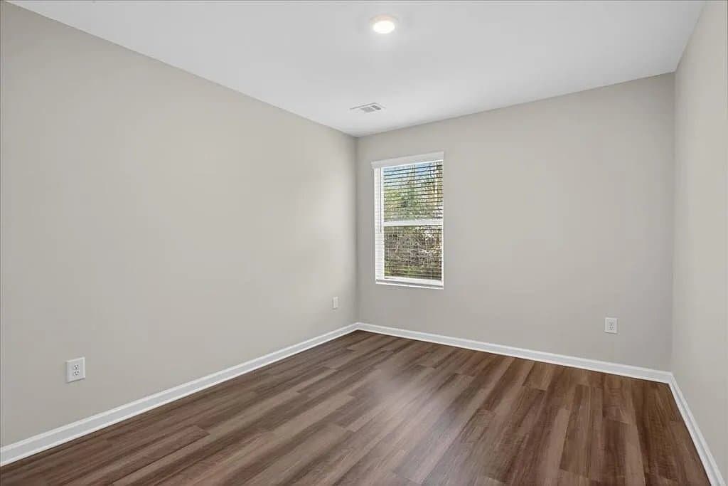 Calhoun Townhome: 111 Brexley Drive