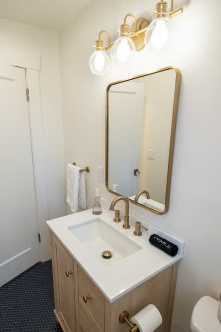 SALT LAKE CITY Condo: 1979 S 1200 E