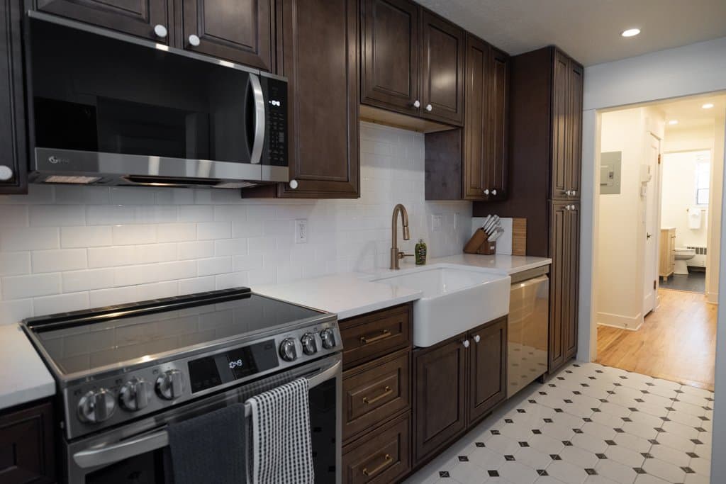 SALT LAKE CITY Condo: 1979 S 1200 E