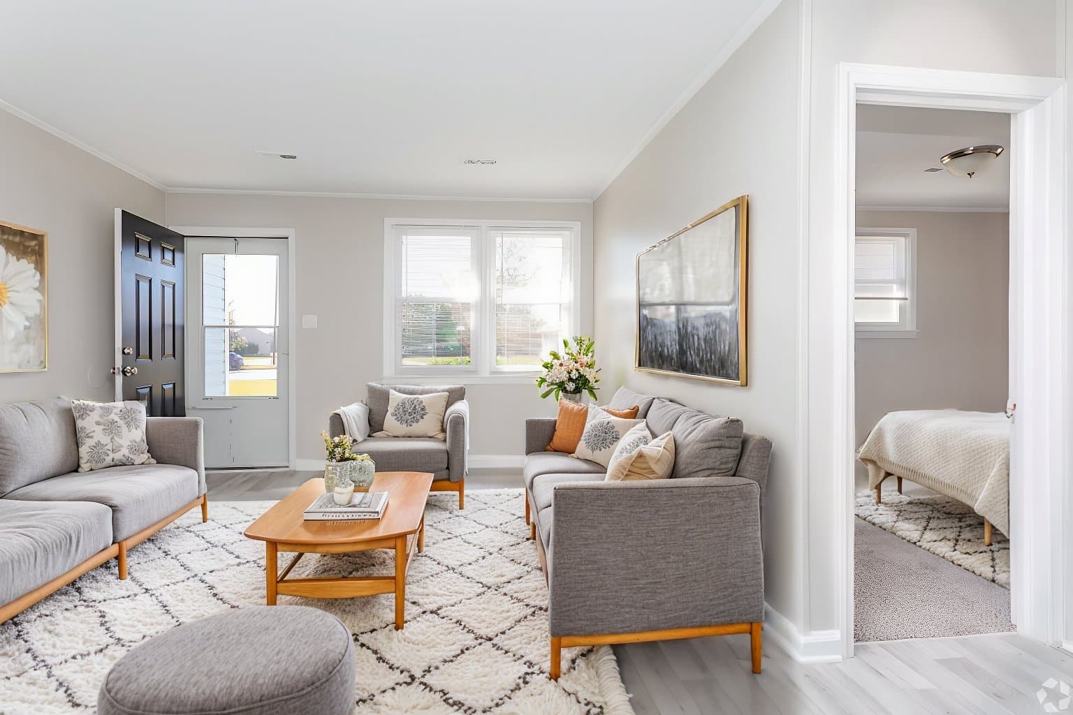 Jacksonville Apartment: 2292 Onslow Dr