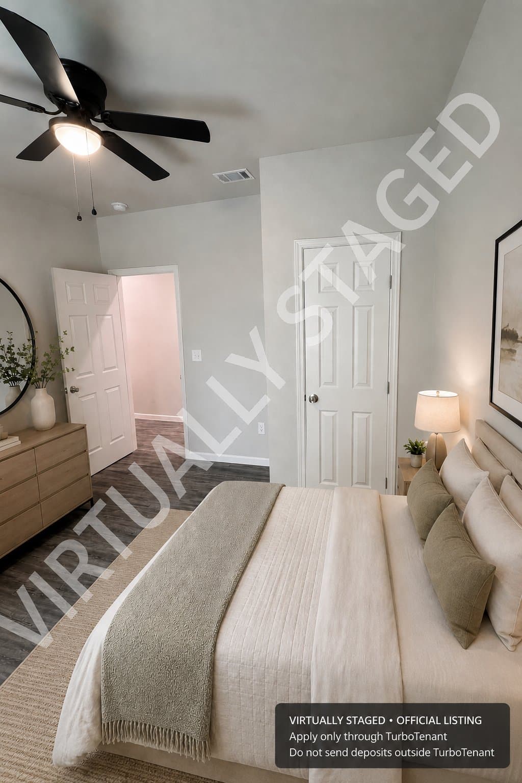 San Antonio House: 1623 W Ashby Pl