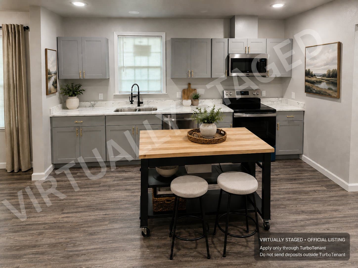 San Antonio House: 1623 W Ashby Pl
