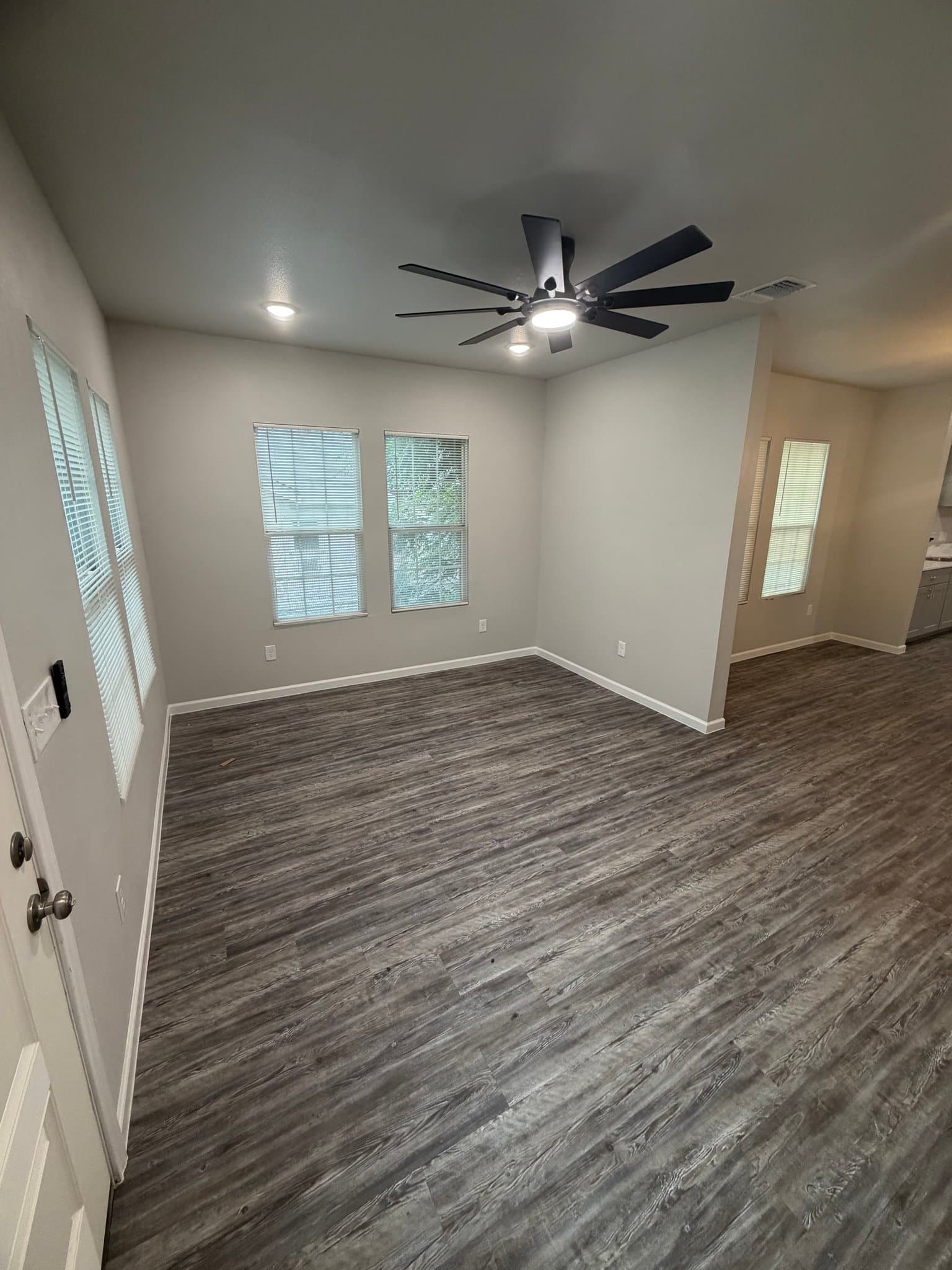 San Antonio House: 1623 W Ashby Pl