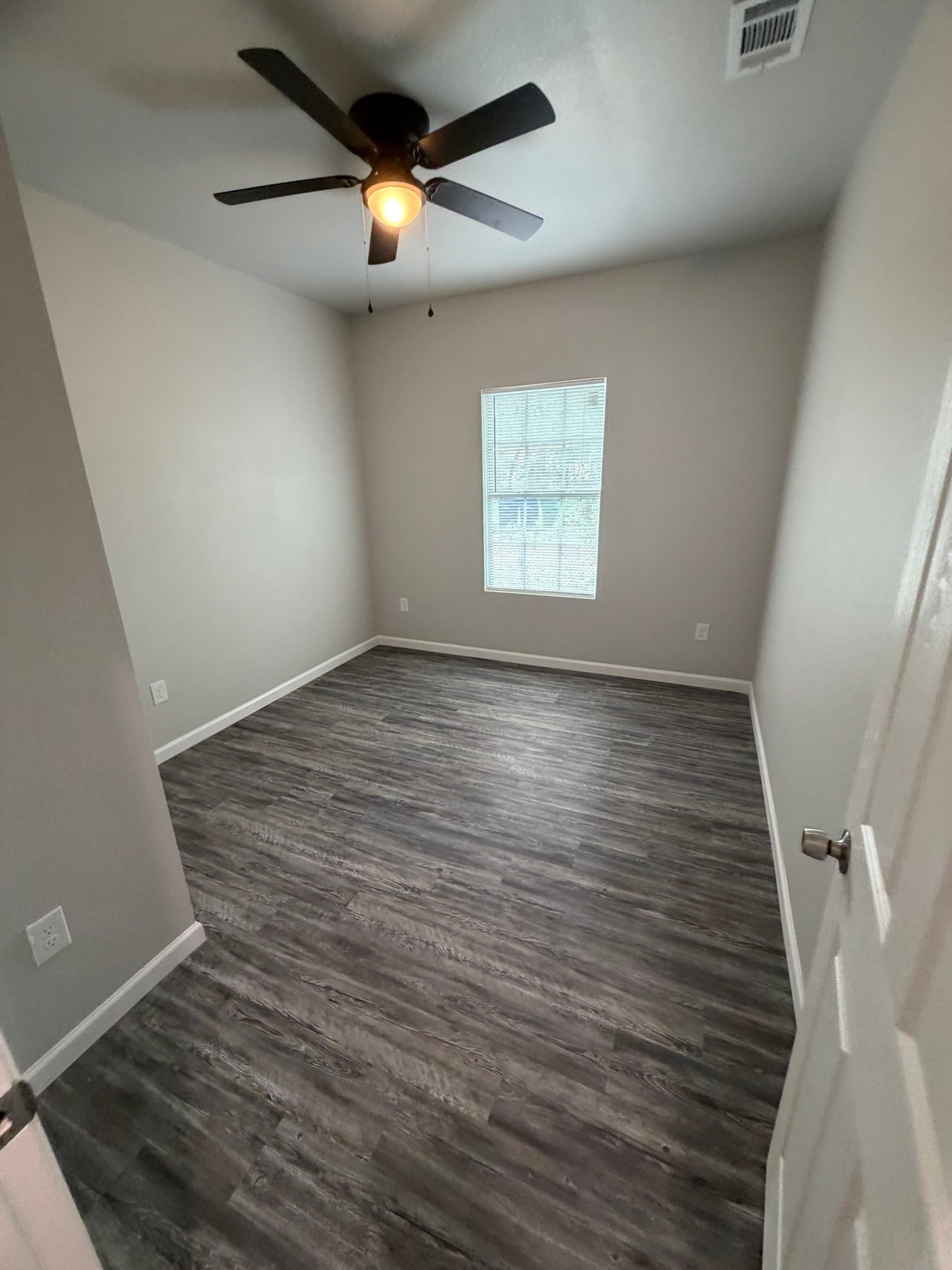 San Antonio House: 1623 W Ashby Pl