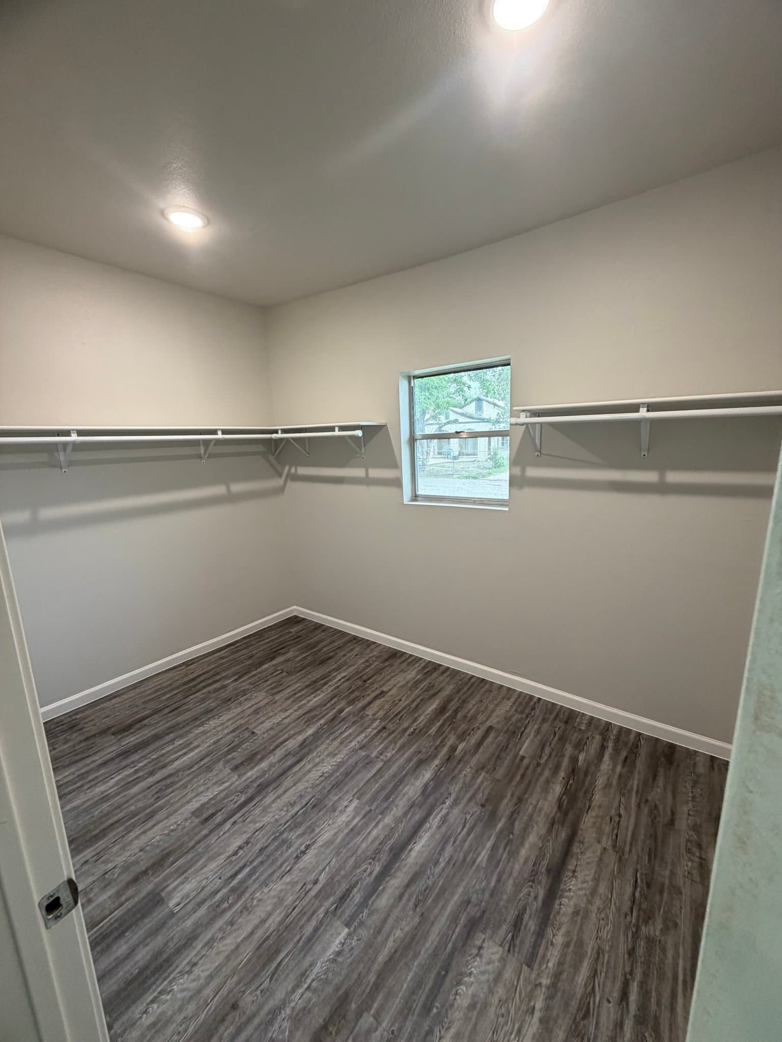 San Antonio House: 1623 W Ashby Pl