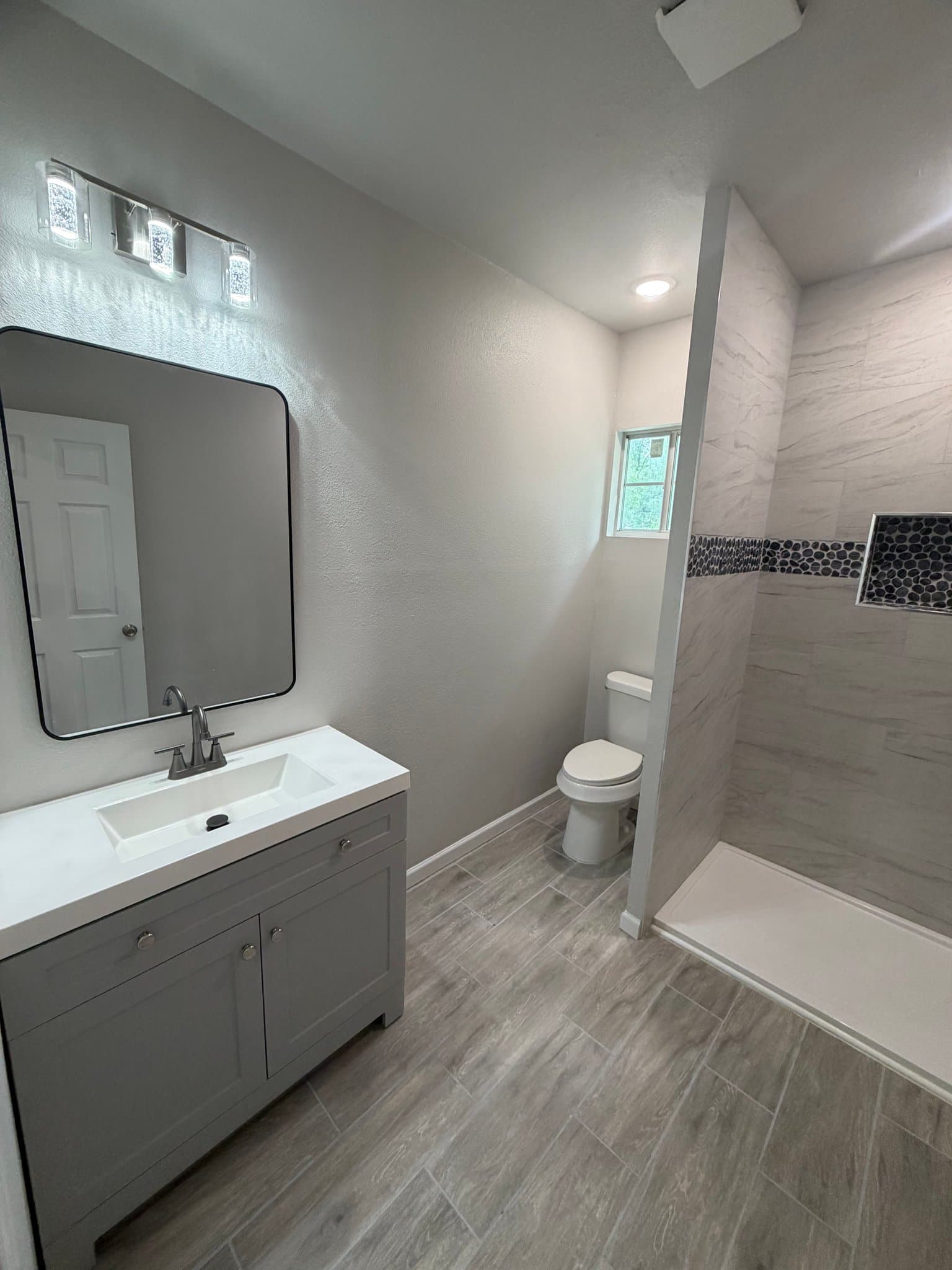 San Antonio House: 1623 W Ashby Pl