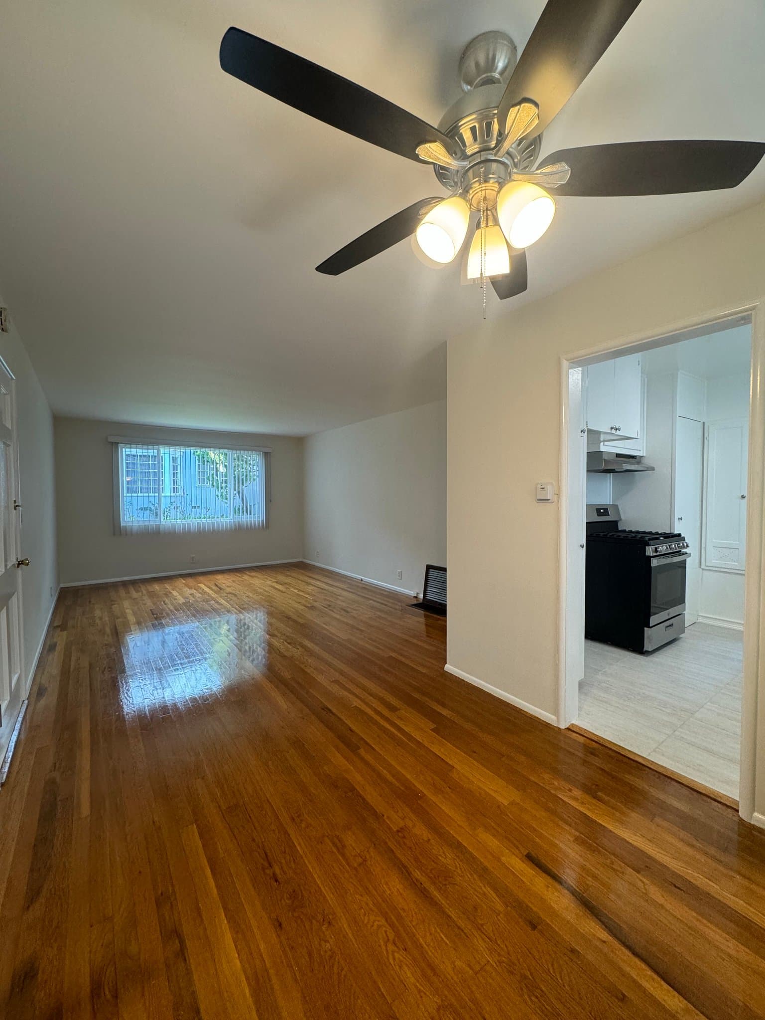 South Pasadena Apartment: 1808 Grevelia St,