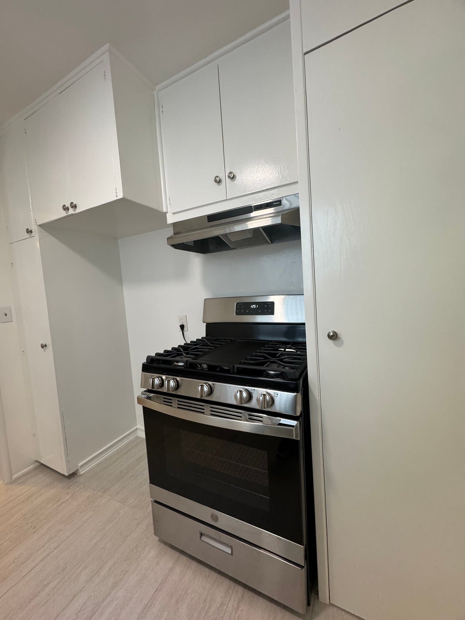 South Pasadena Apartment: 1808 Grevelia St,