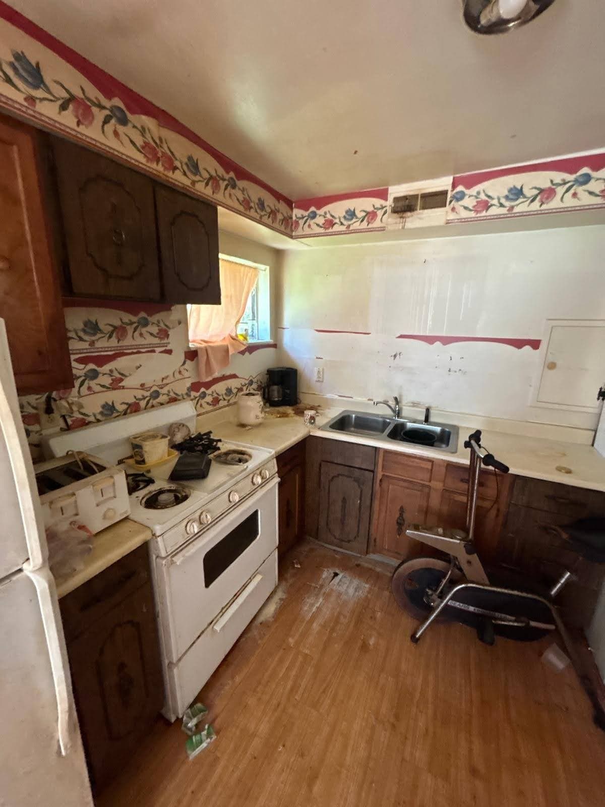 East St. Louis House: 59 Jarvis Pl