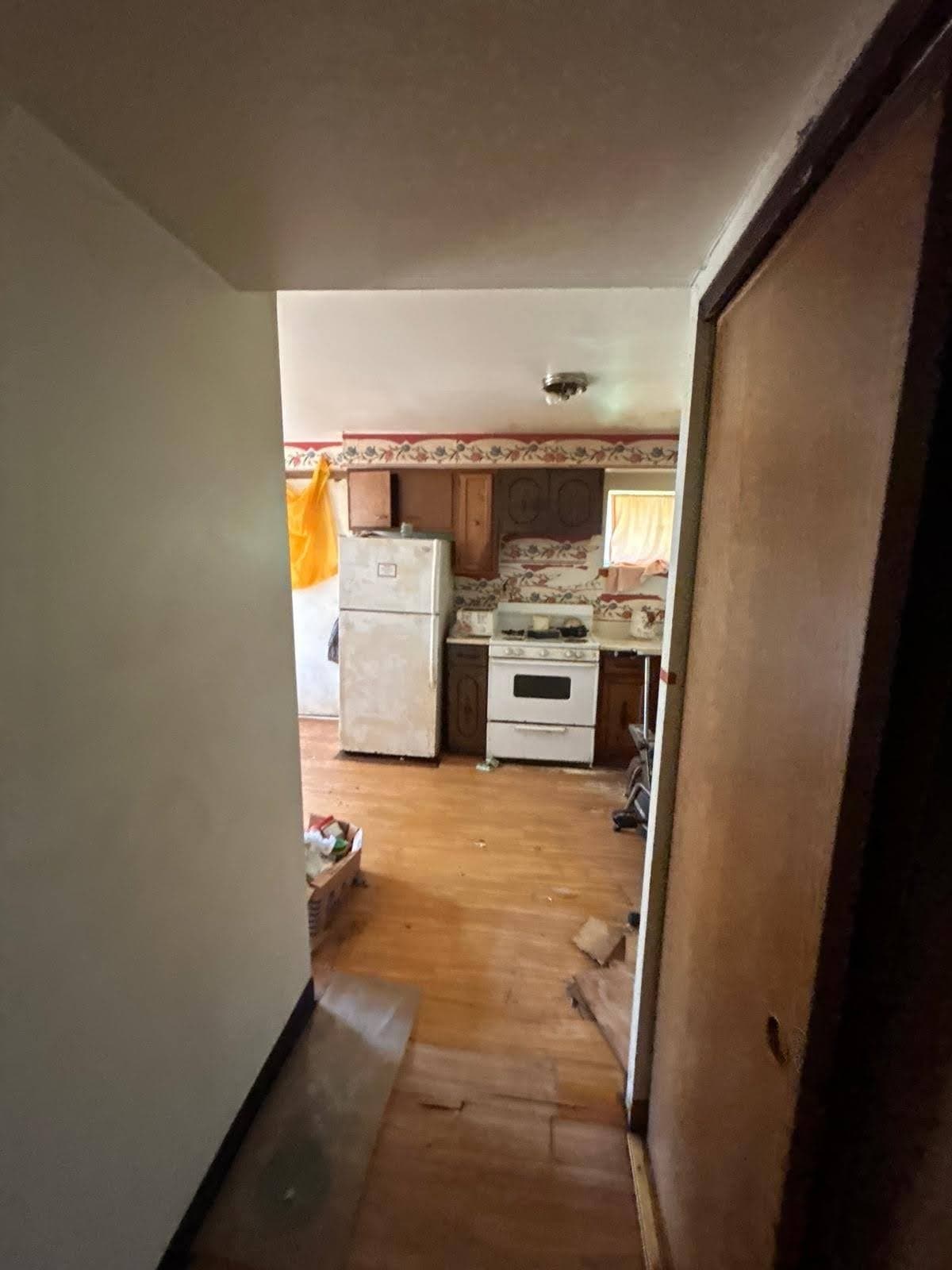 East St. Louis House: 59 Jarvis Pl