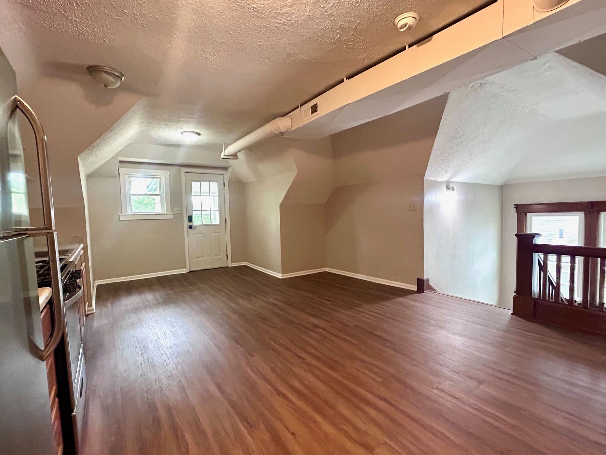 Akron Apartment: 199 Beck