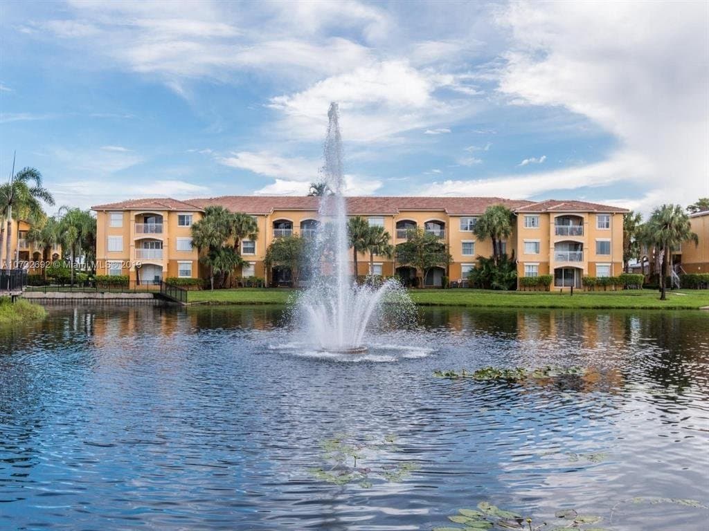 Pembroke Pines Condo: 9615 NW 1st Ct
